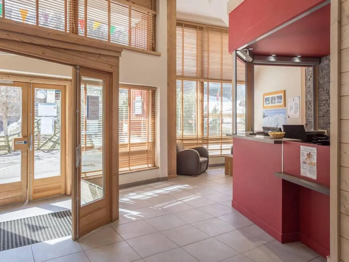 Appartement Renove Au Pied Des Pistes, Centre De La Tania, 2 Chambres, Parking Et Wifi Inclus - Fr-1-568-47 Courchevel 0*,
