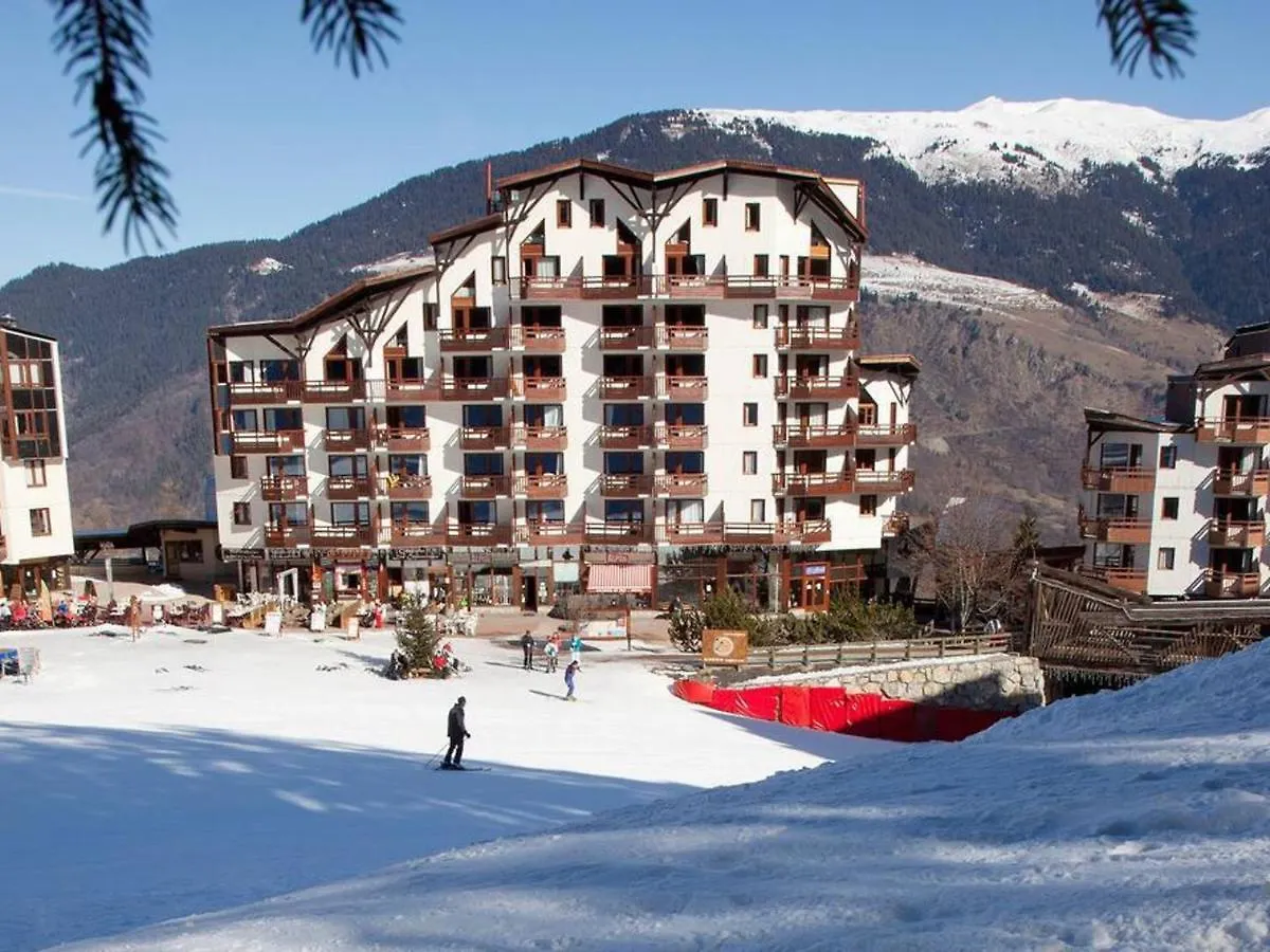 Appartement Renove Au Pied Des Pistes, Centre De La Tania, 2 Chambres, Parking Et Wifi Inclus - Fr-1-568-47 Courchevel